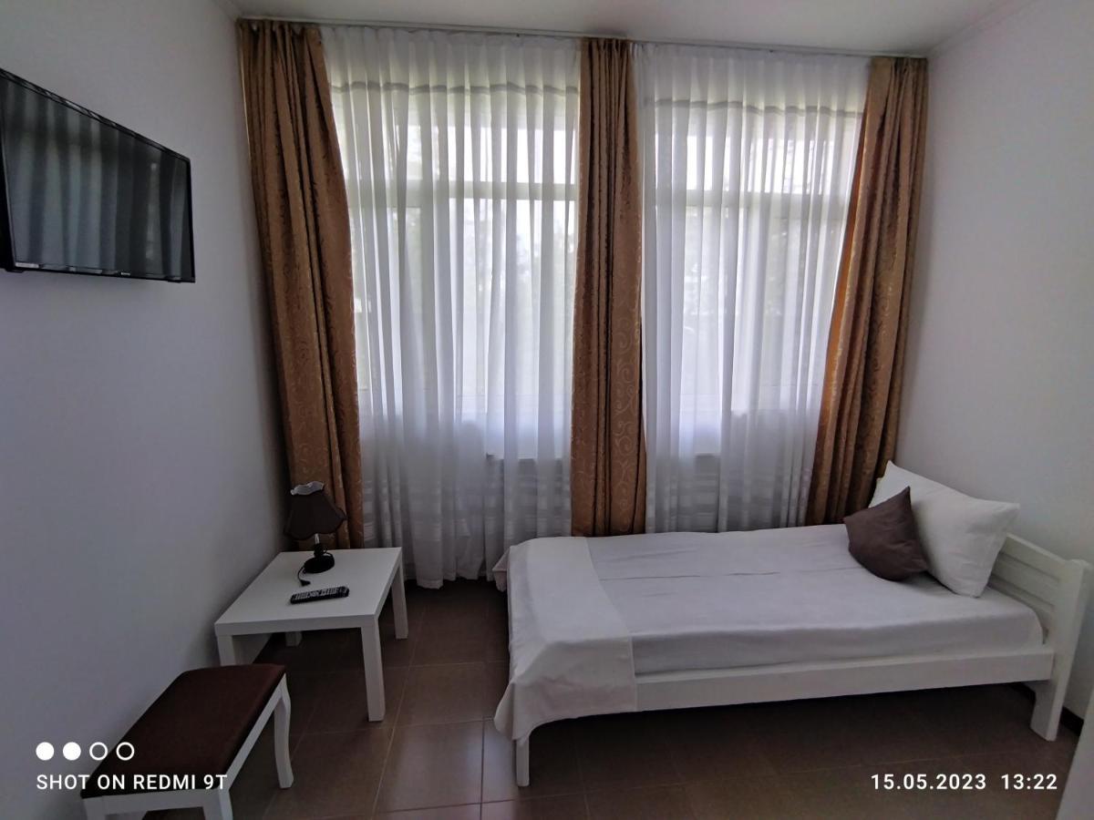 Vila Calypso Apartment คอสติเนช ภายนอก รูปภาพ