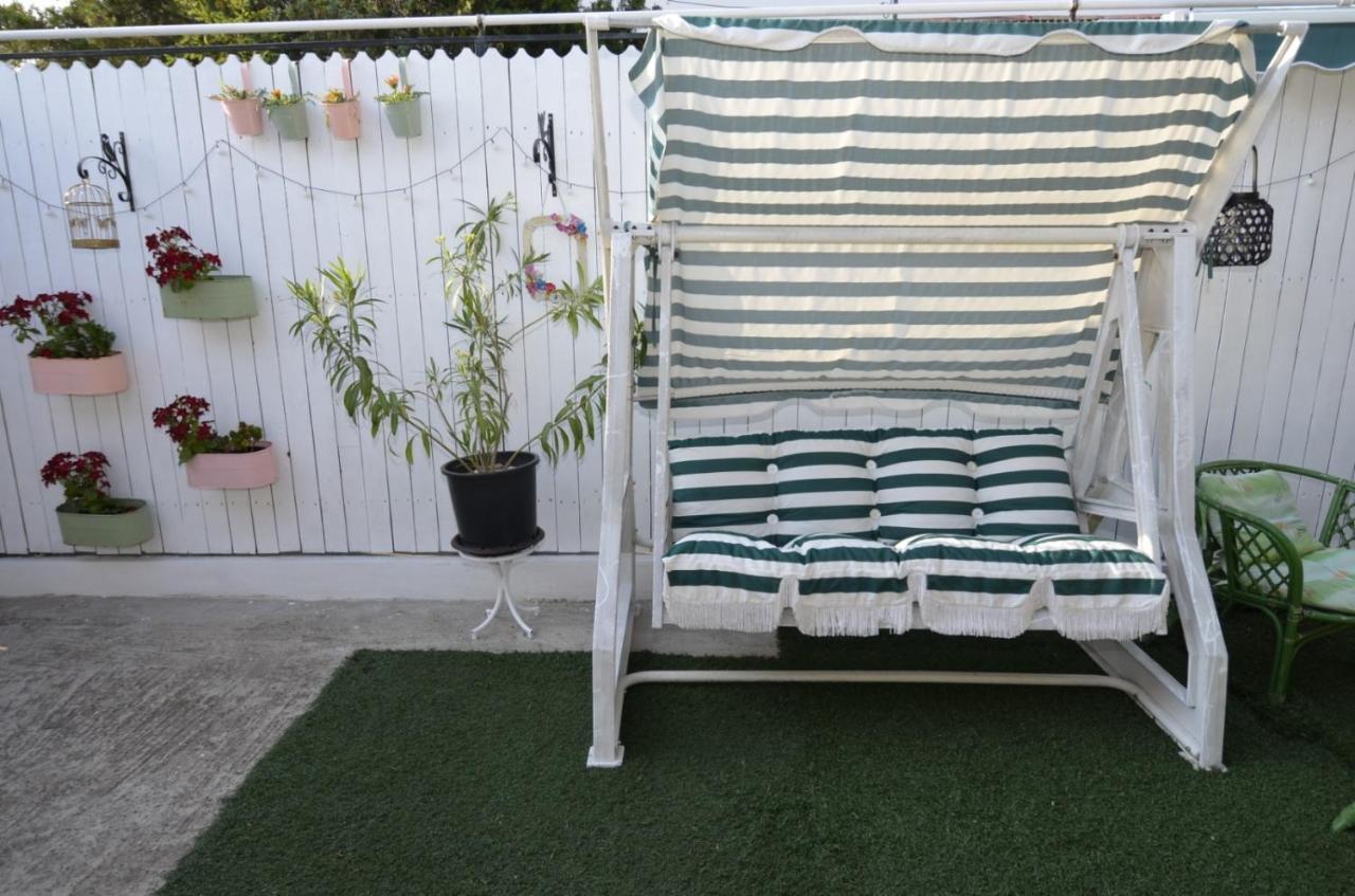 Vila Calypso Apartment คอสติเนช ภายนอก รูปภาพ