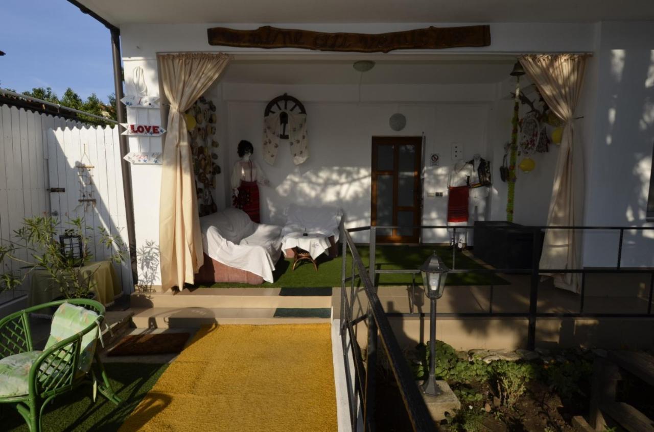Vila Calypso Apartment คอสติเนช ภายนอก รูปภาพ